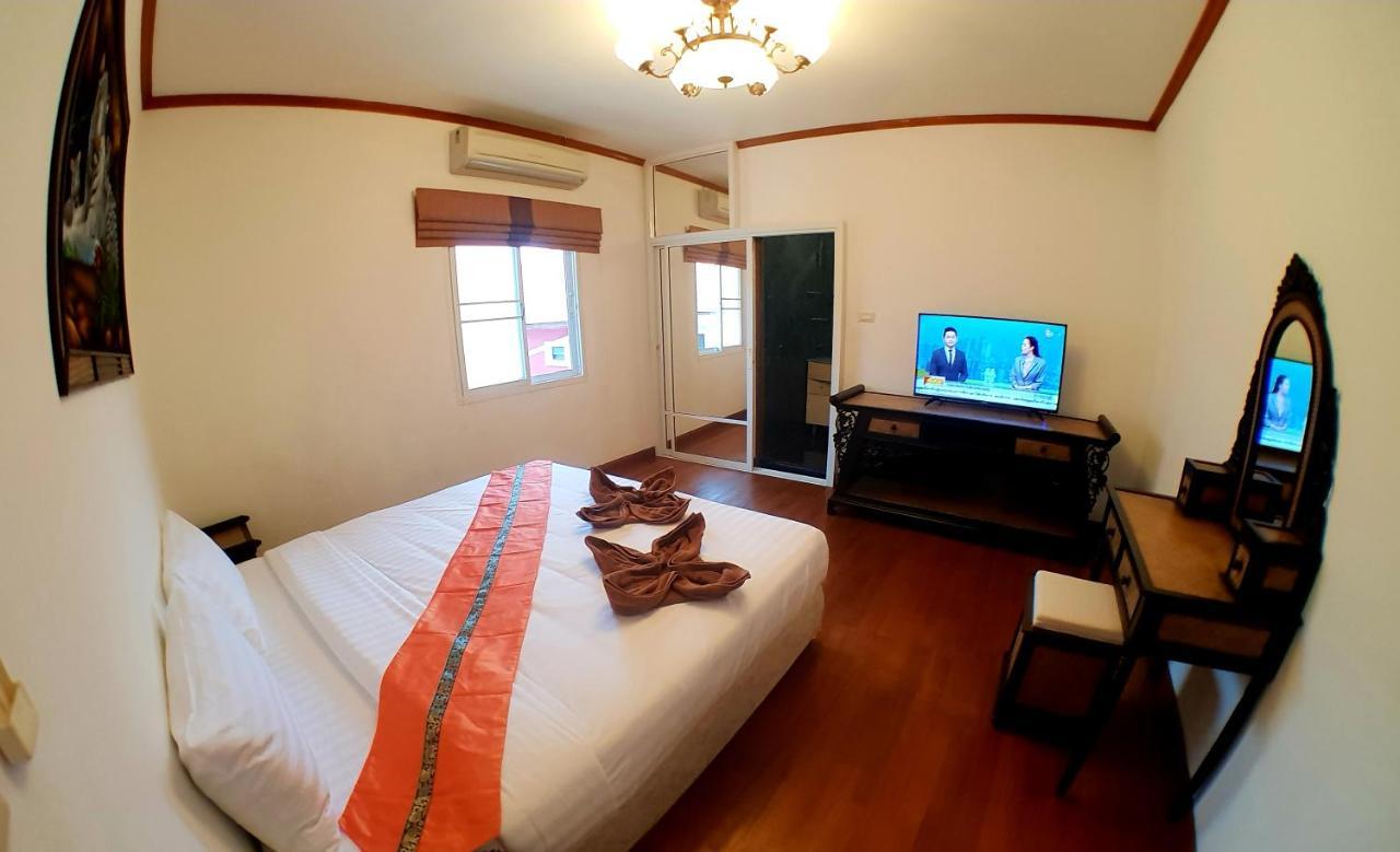 Joopland Luxury Pool Villa Pattaya Walking Street 6 Bedrooms Bagian luar foto